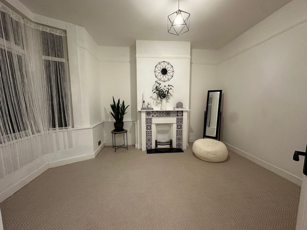 Property photo 2 of 10 Img_3901.Jpg