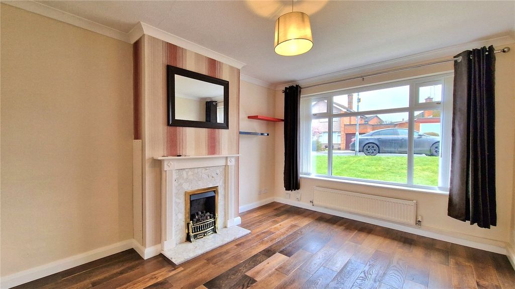 Property photo 2 of 12 Picture No. 01