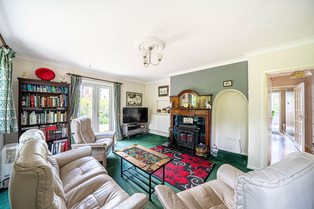 Property photo 2 of 29