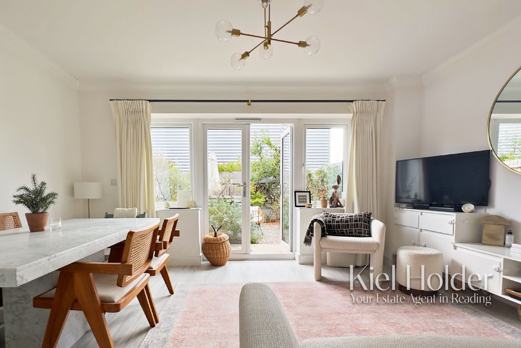 Property photo 2 of 30 5424974
