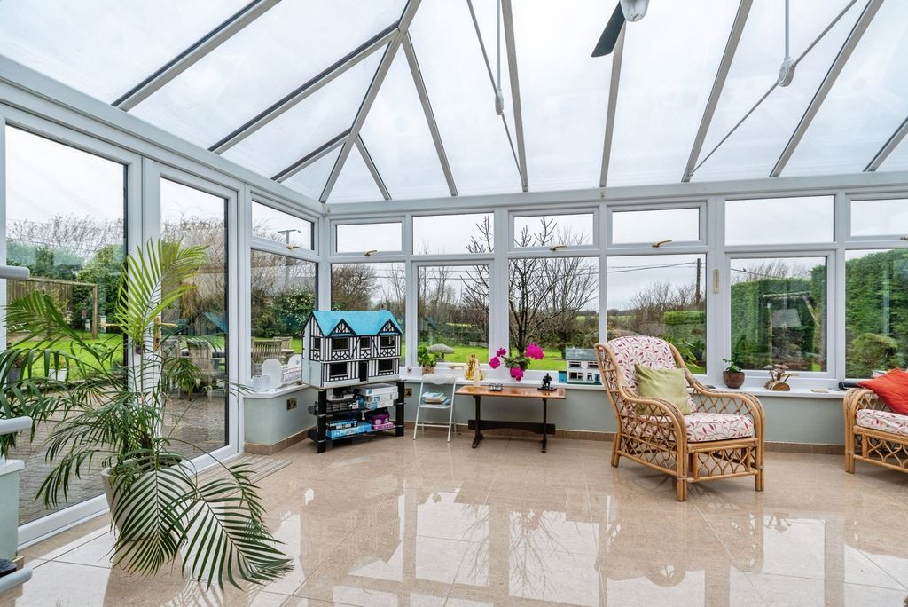 Property photo 3 of 29 Pbox-Img.Jpg