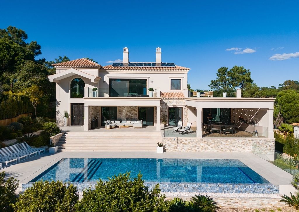 Property photo 1 of 46 New Luxury Seven Bedroom Villa For Sale In Encosta Do Lago, Quinta Do Lago