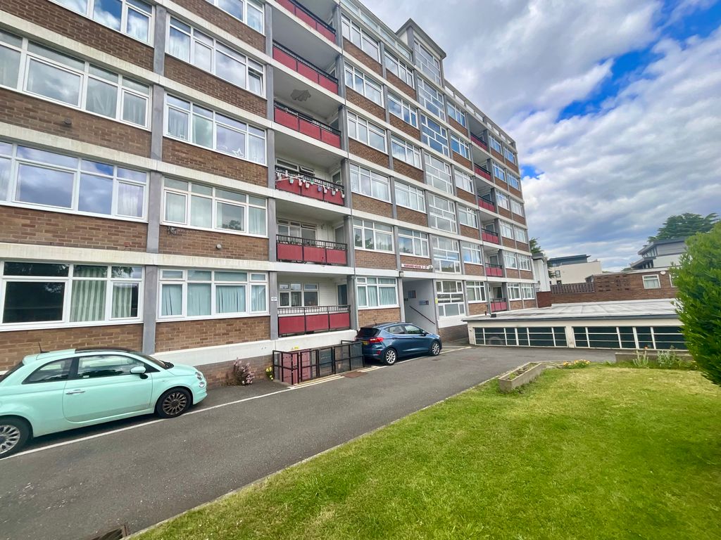 Property photo 1 of 17 Img_0358