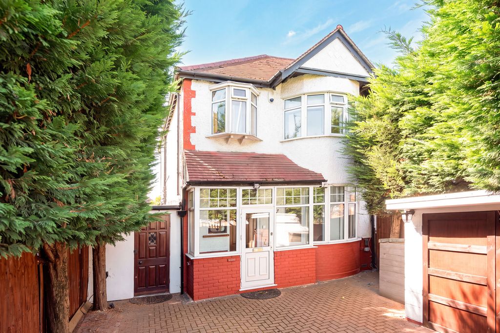 Property photo 1 of 1