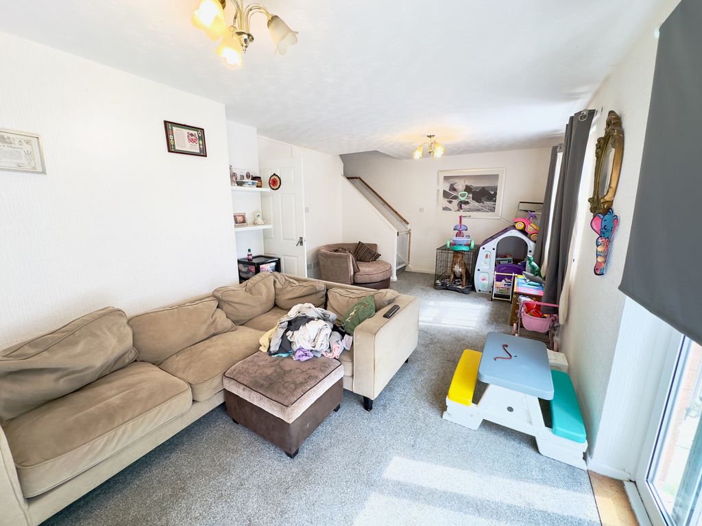 Property photo 2 of 31