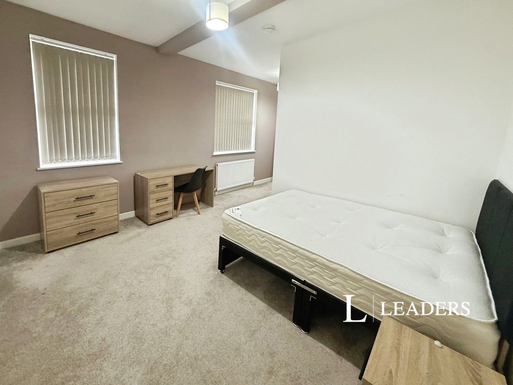 Property photo 2 of 8 Pbox-Img.Jpg