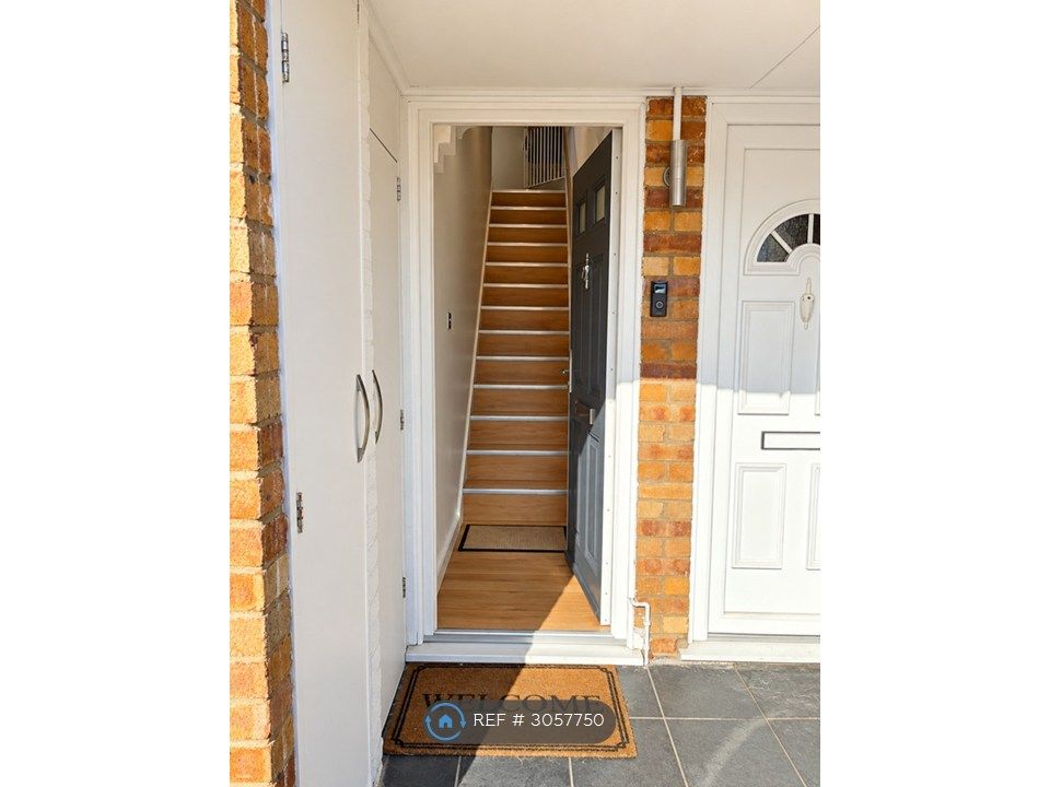 Property photo 3 of 25