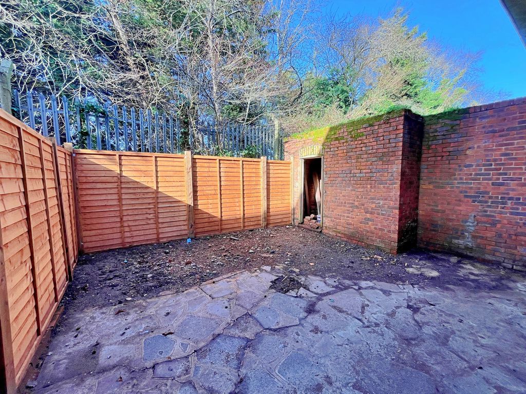 Additional image 16 of 3 bed maisonette for saleCommunity Road, Greenford UB6