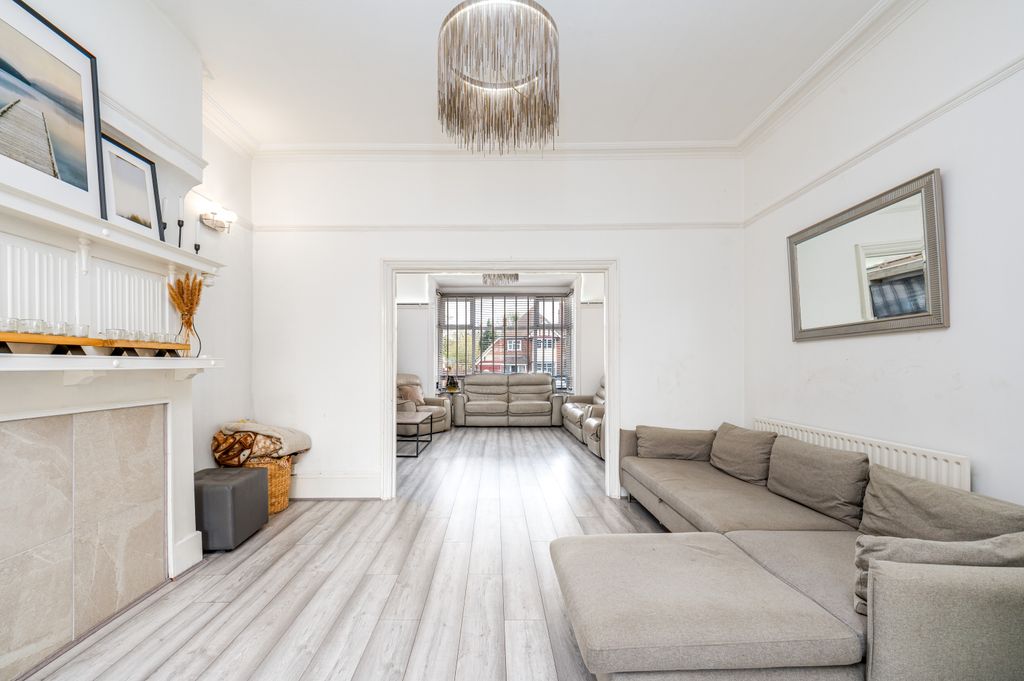 Property photo 3 of 42 8cc1d1Eb8199ce685A03B06609654675Df428F5c.Jpg