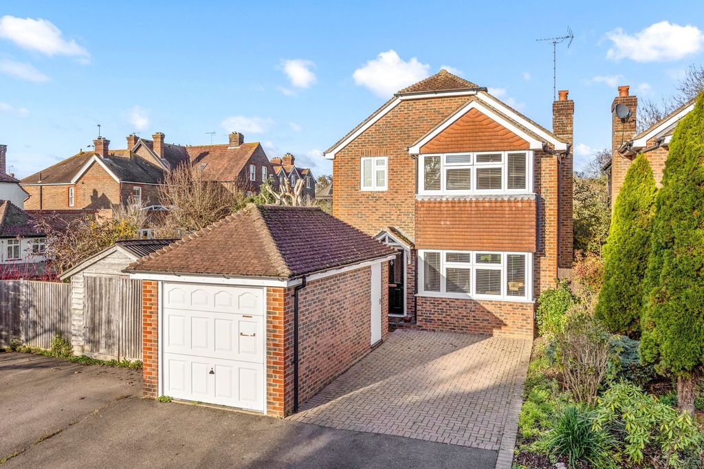 Property photo 1 of 24