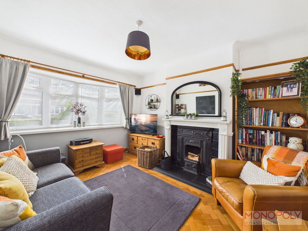 Property photo 2 of 14