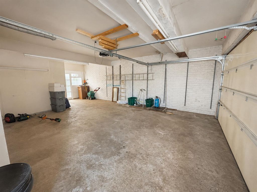 Property photo 3 of 23 1Dde5c42-7Cba-4De6-A38d-8755654c15Bb.Png