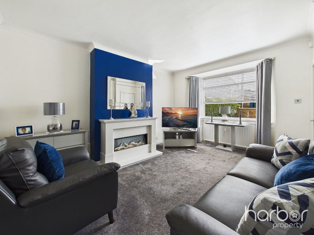 Property photo 3 of 21 5041298