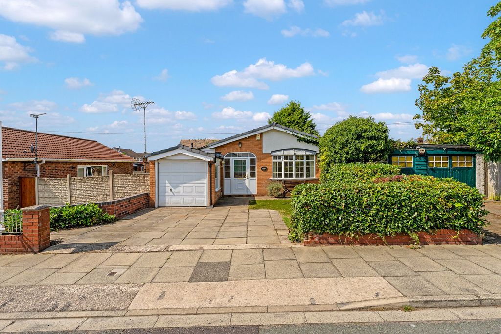 Property photo 1 of 28