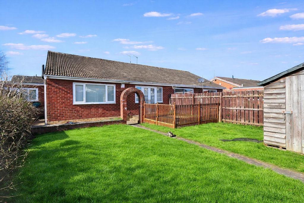 Property photo 2 of 15