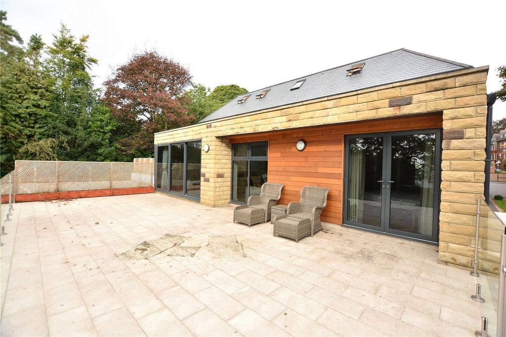 Property photo 2 of 14 Picture No. 13