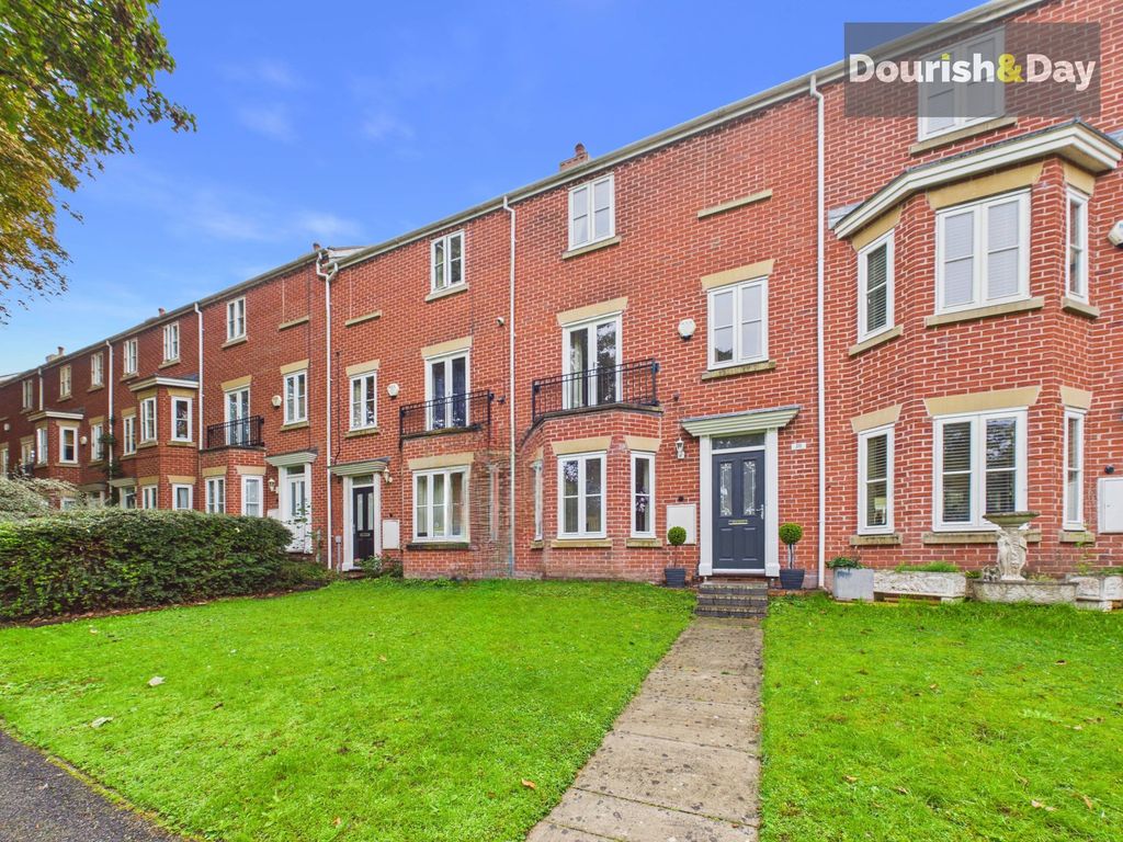 Property photo 1 of 24