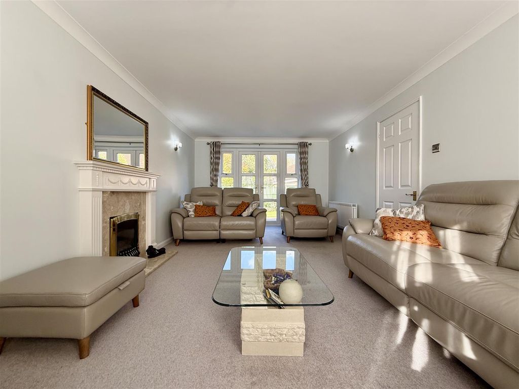 Additional image 5 of 4 bed detached house for saleOakley Drive, Loughborough LE11