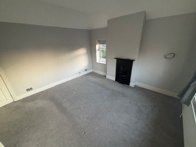 Property photo 3 of 19 Image