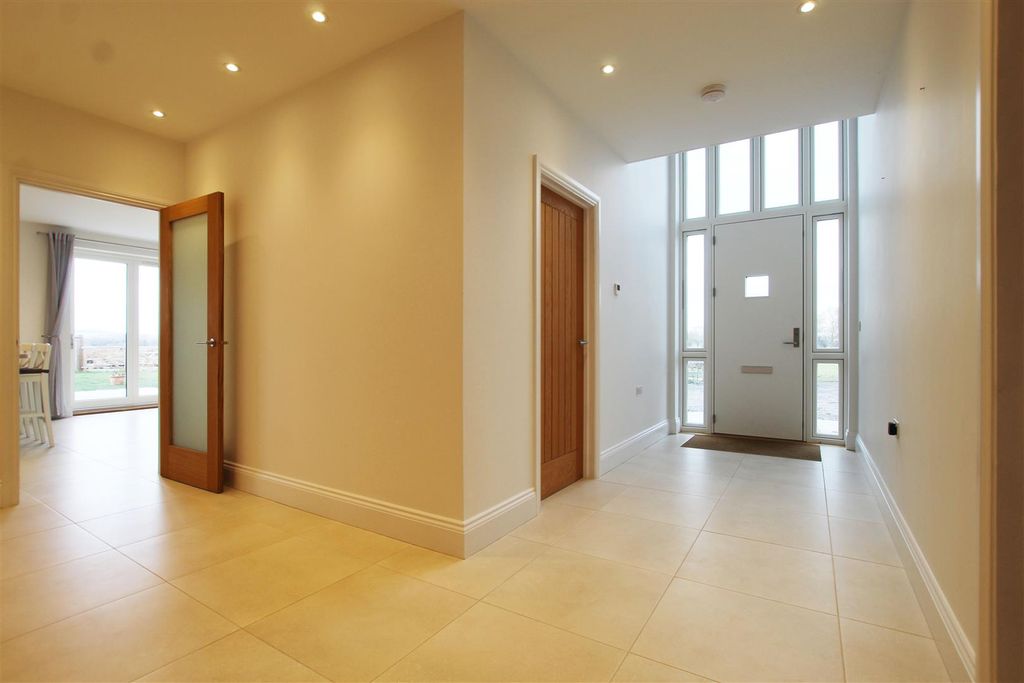 Property photo 3 of 23 Img_4505.Jpg