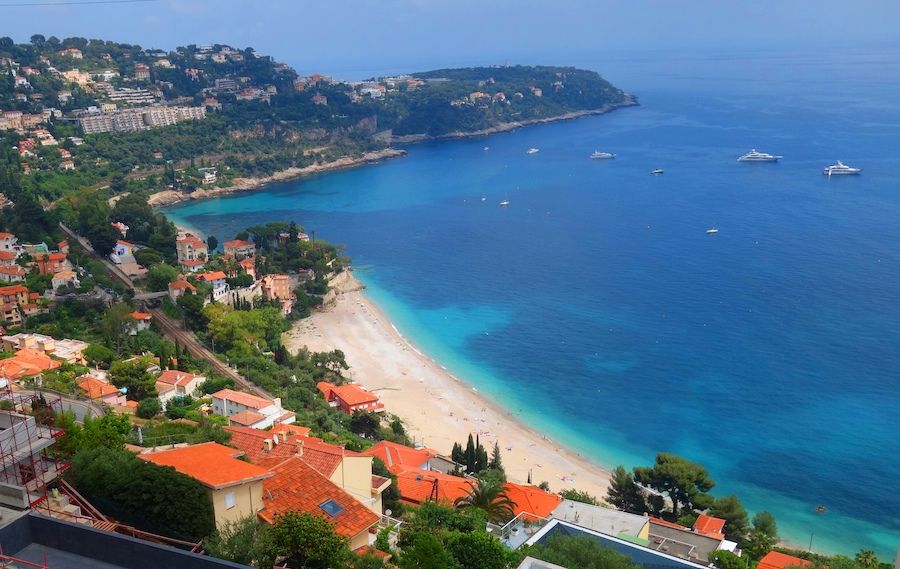 Property photo 2 of 8