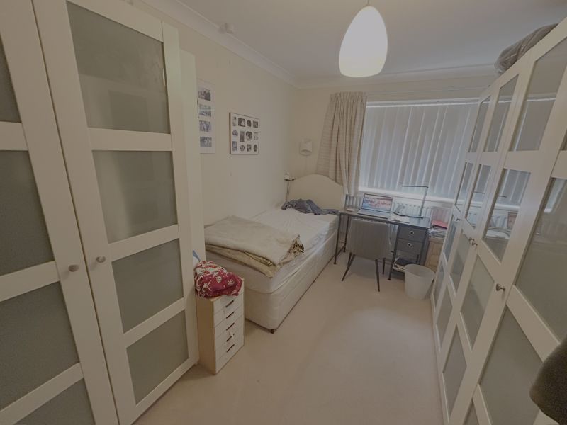 Property photo 3 of 10 Photo 2