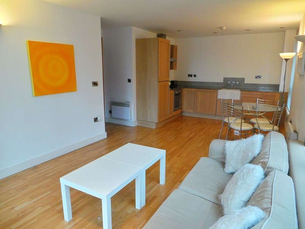 Property photo 3 of 9