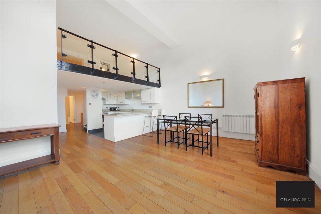 Property photo 2 of 33 Flat 26, Charlotte Court - 9Cikp8Xvo1Tlxtnth3Gk.Jp