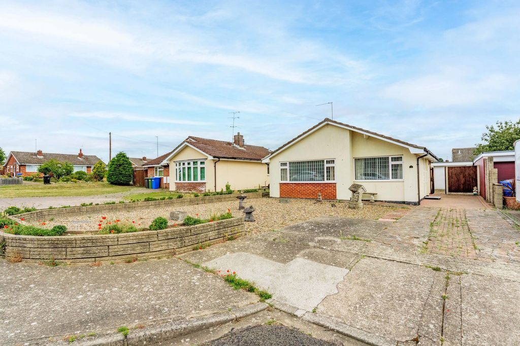 Property photo 1 of 21