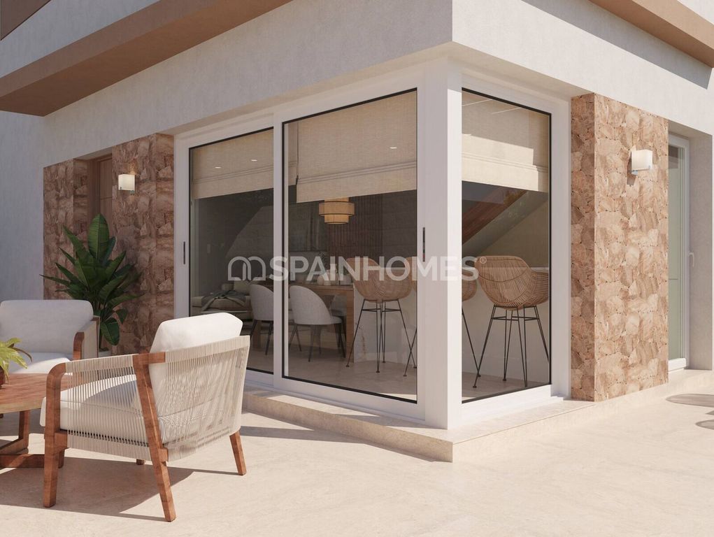 Property photo 2 of 21