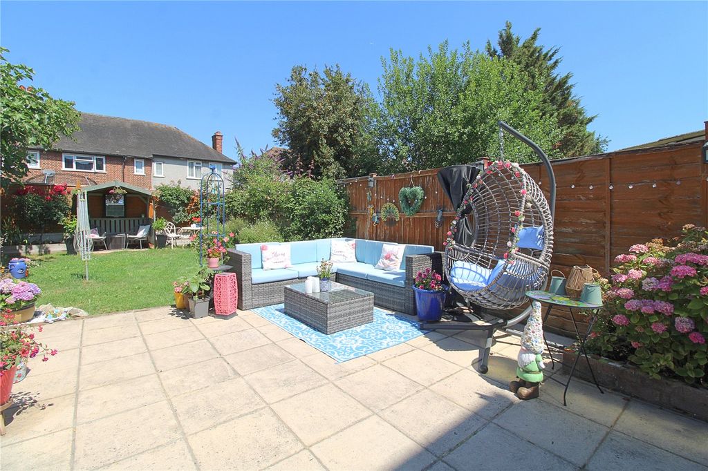 Property photo 2 of 17 Picture No. 28