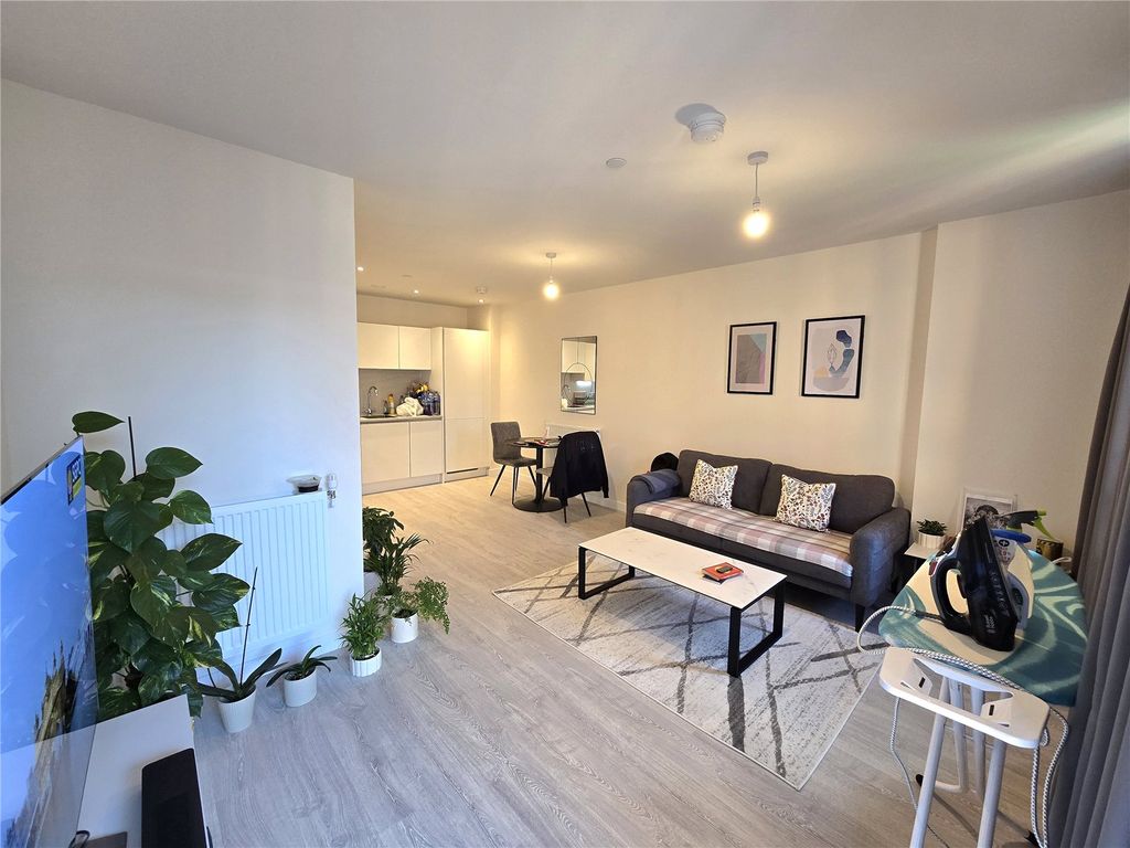 Property photo 1 of 8 Picture No. 06