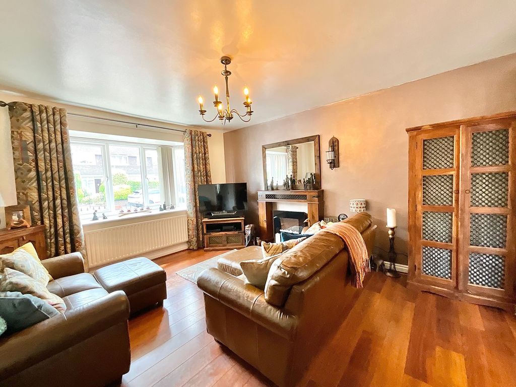 Property photo 2 of 24