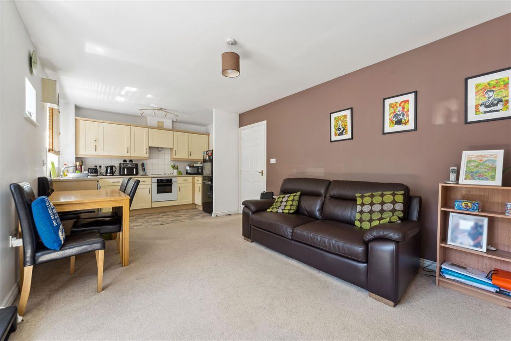 Property photo 2 of 7 Twnjaad7Kkexe7Bx7Uepjg.Jpg