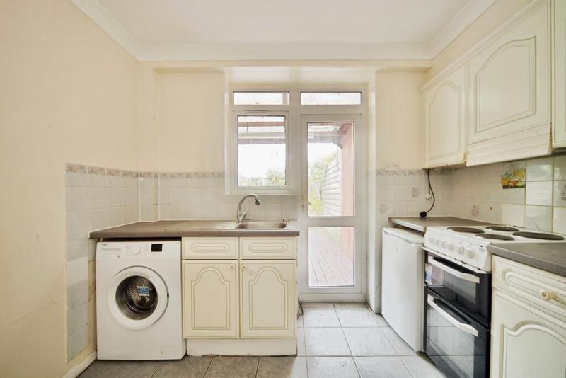 Property photo 3 of 13 Kitchen