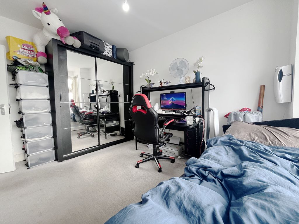 Property photo 2 of 4