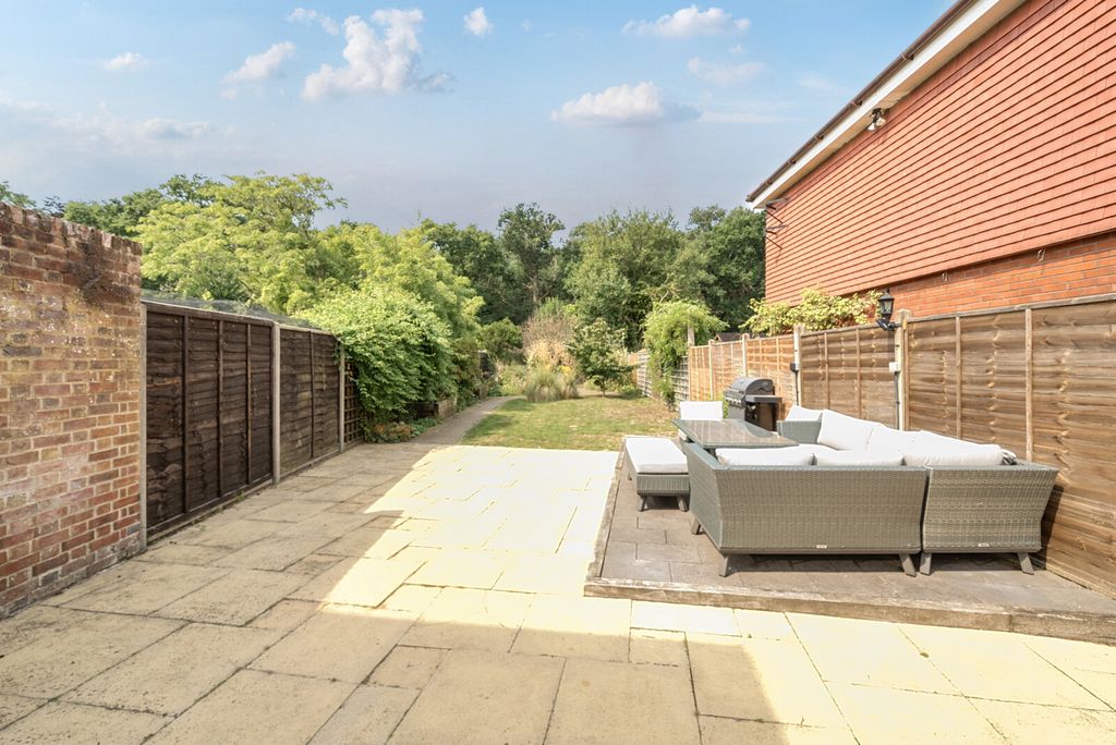 Property photo 2 of 25 1342123-20-68A485...