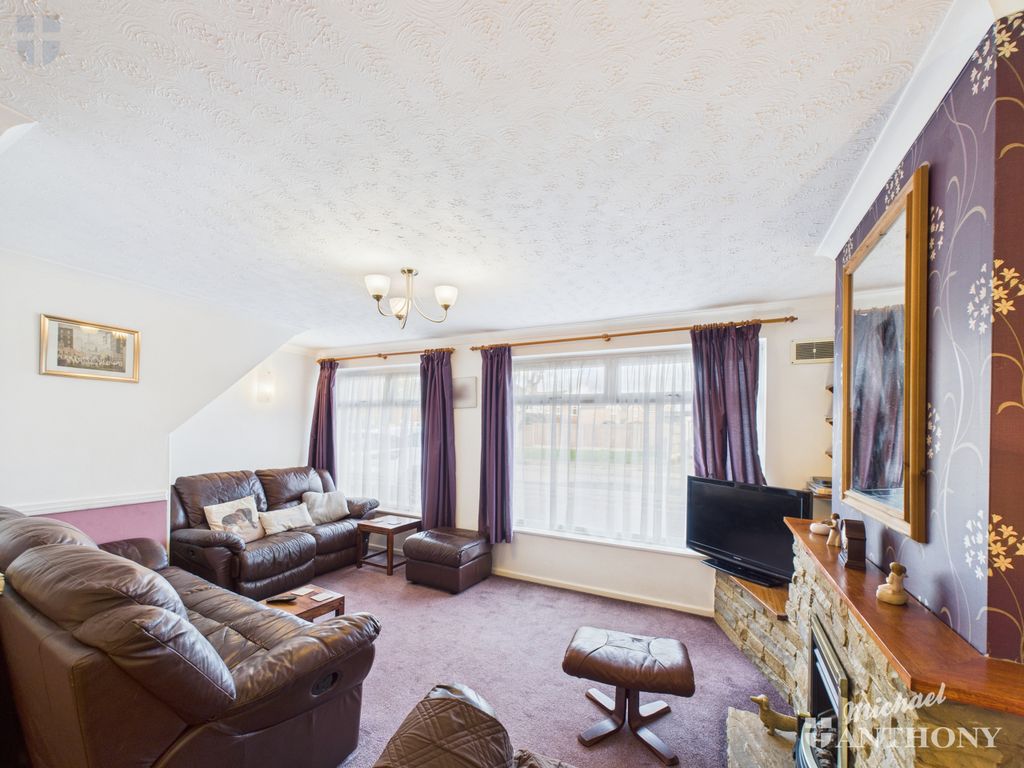 Property photo 2 of 20 Cam03218G0-Pr0805-Still008