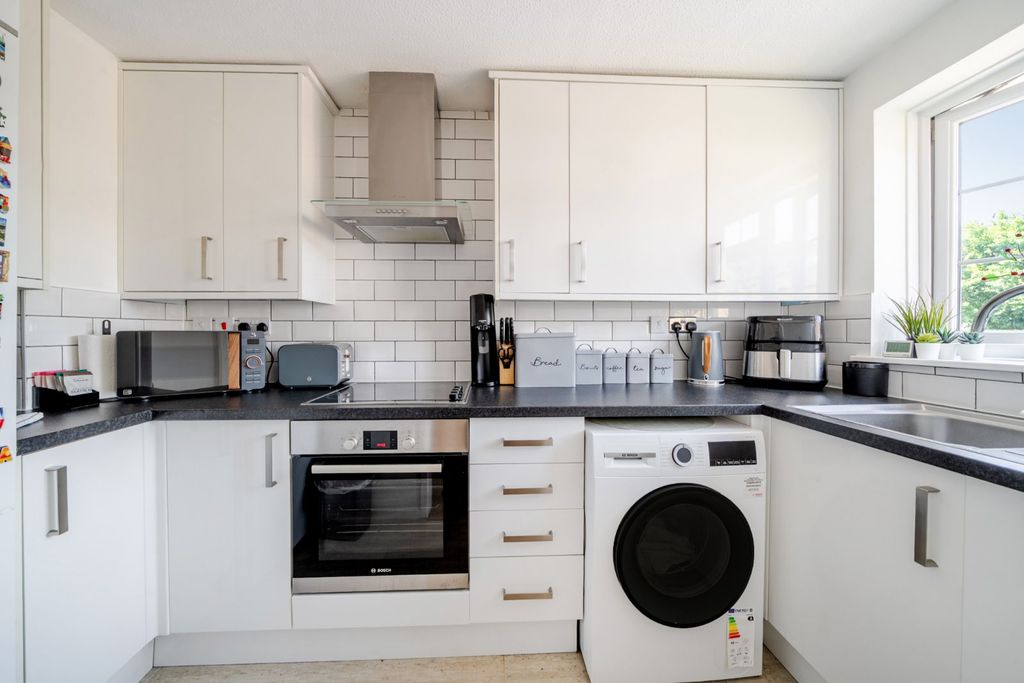 Property photo 2 of 10 Picture No. 02