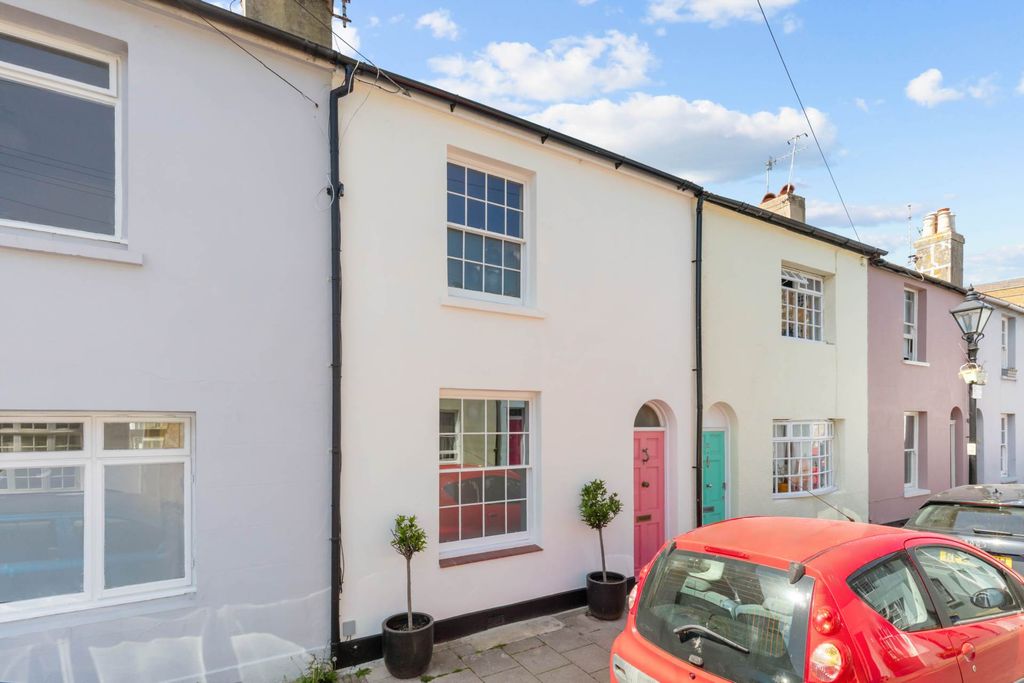Property photo 1 of 22