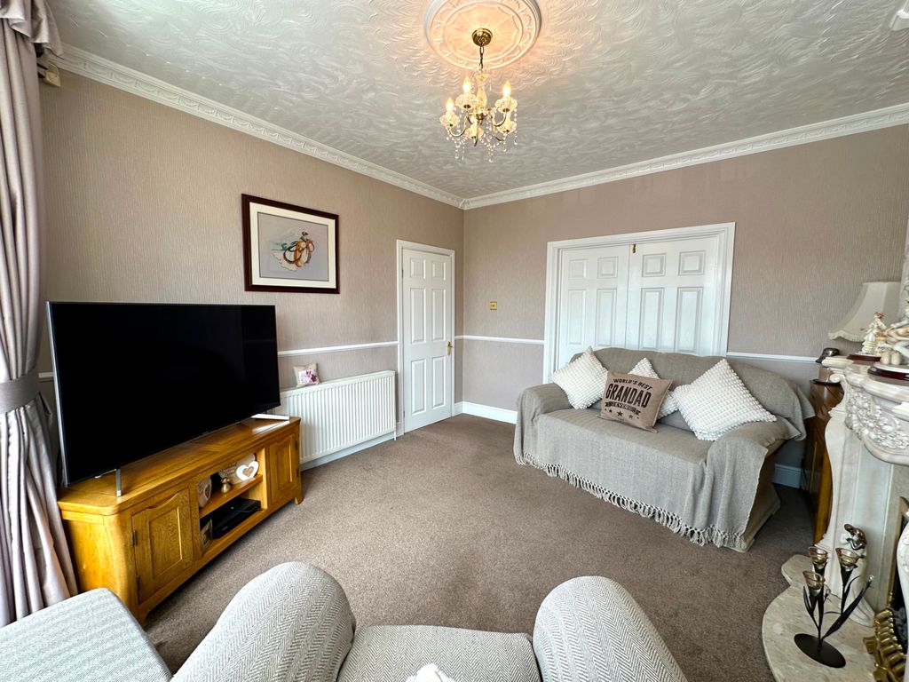 Property photo 3 of 29
