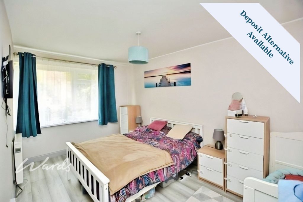 Property photo 3 of 8 6B3137E1-48F6-B00...