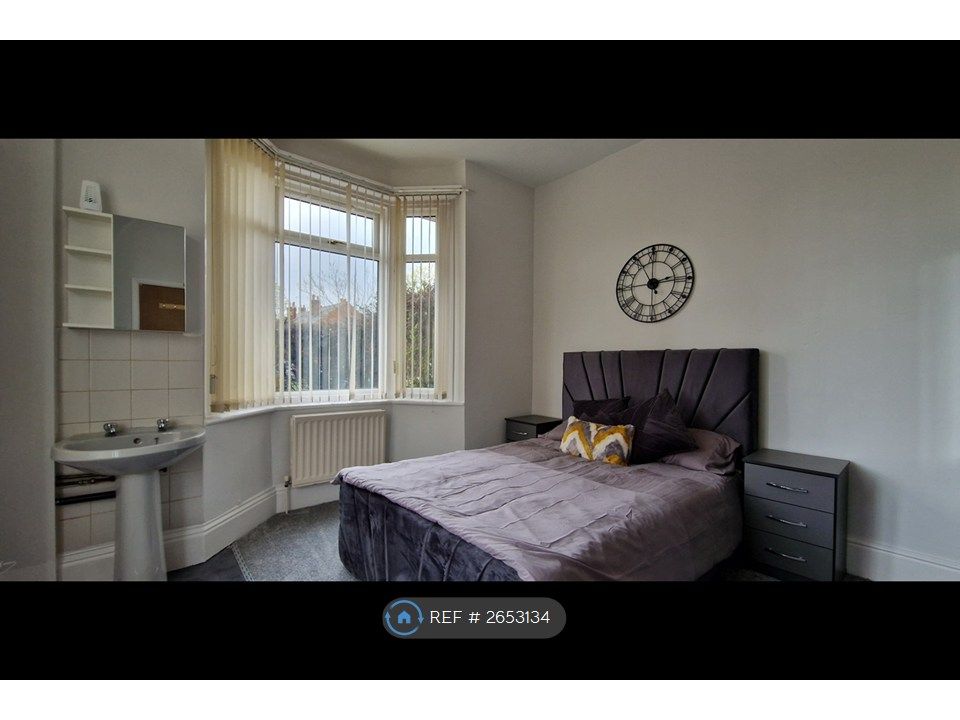 Property photo 3 of 14 Room 1