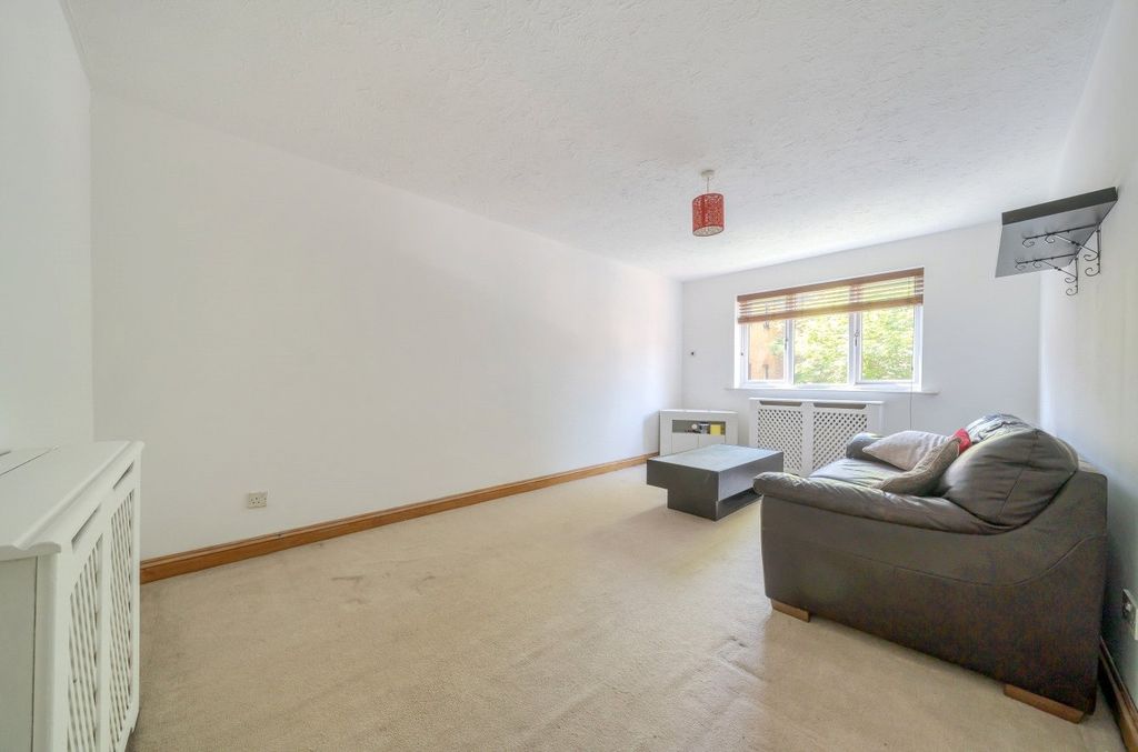 Property photo 2 of 9 Picture No. 04