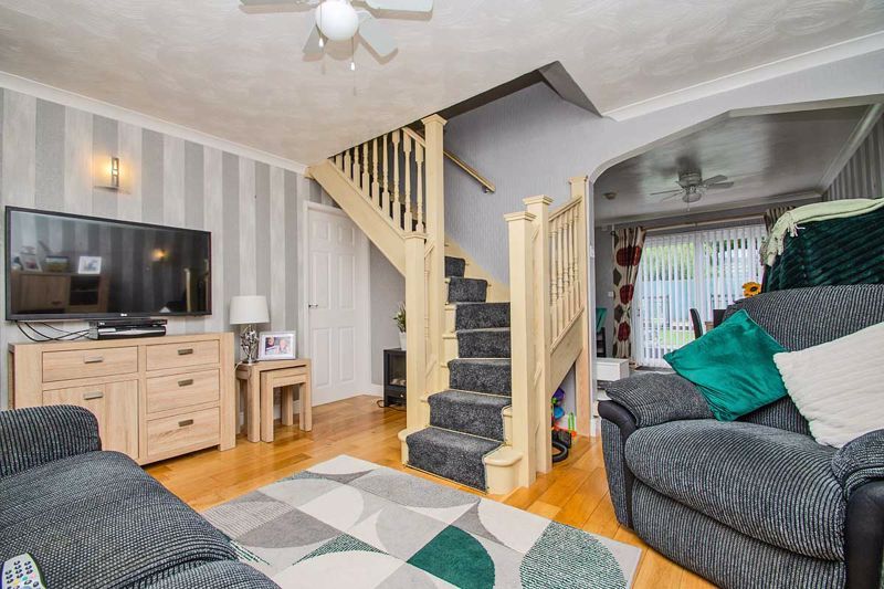 Property photo 3 of 16 Photo 12