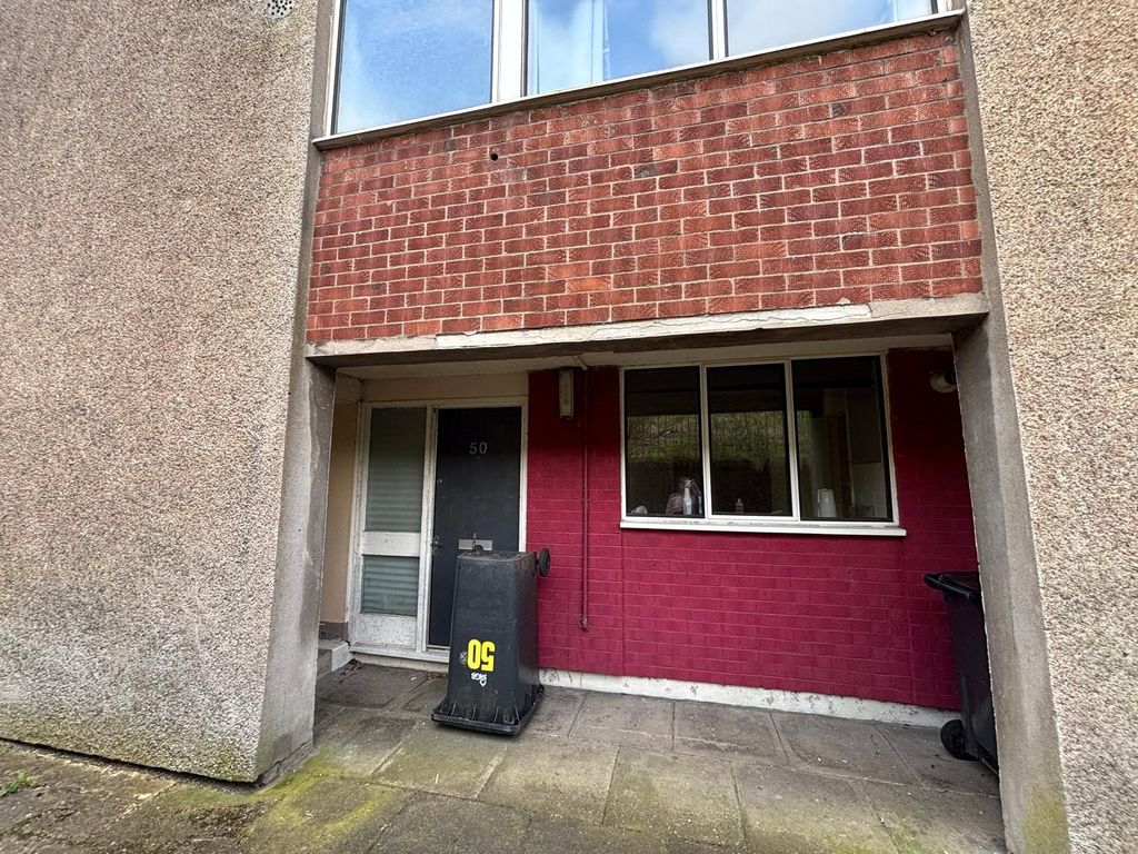 Property photo 2 of 12 Picture No. 03
