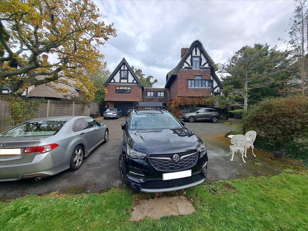 Property photo 1 of 3 Main Picture