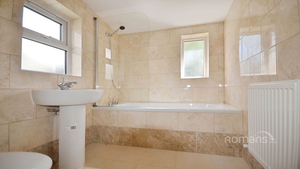 Property photo 2 of 10 Pbox-Img.Jpg
