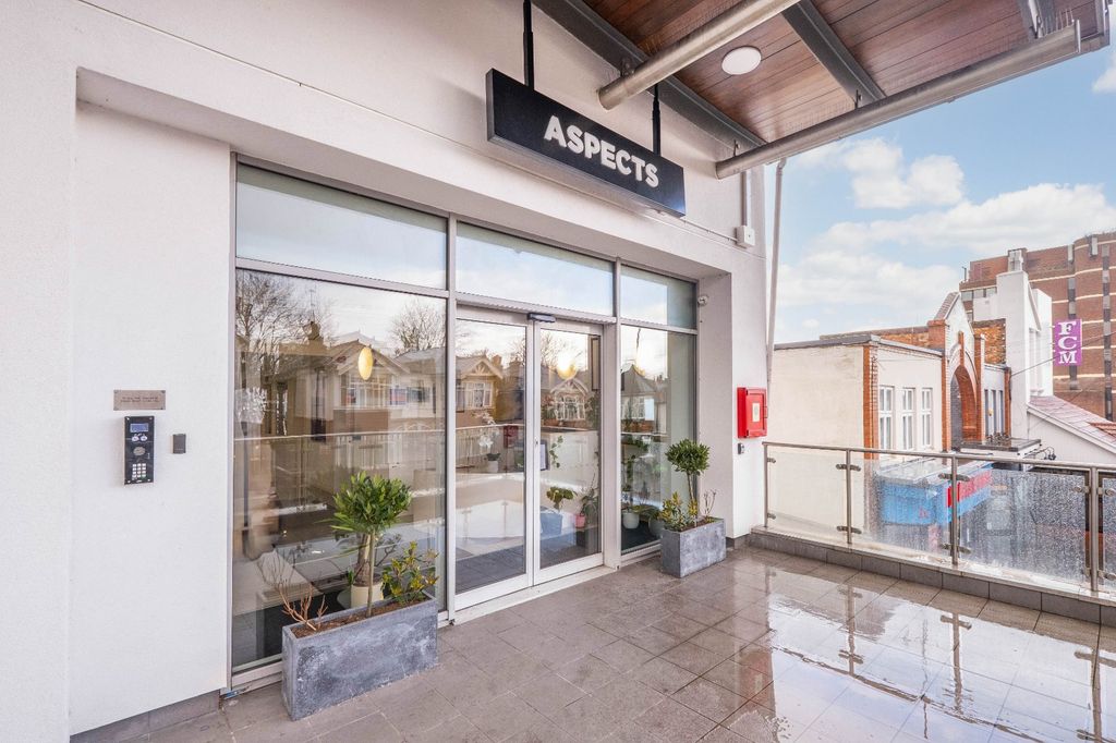 Property photo 2 of 12 Picture No. 03