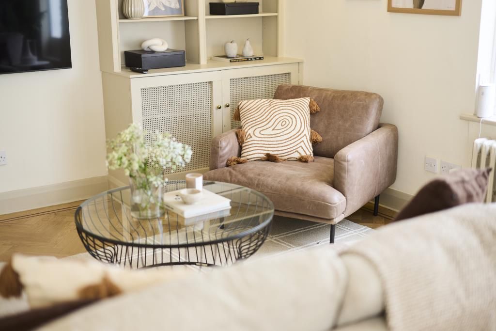 Property photo 3 of 34 Reception Room